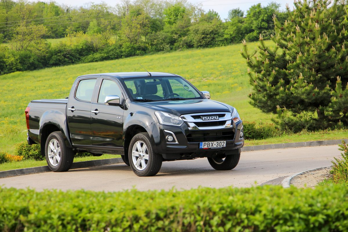 ISUZU