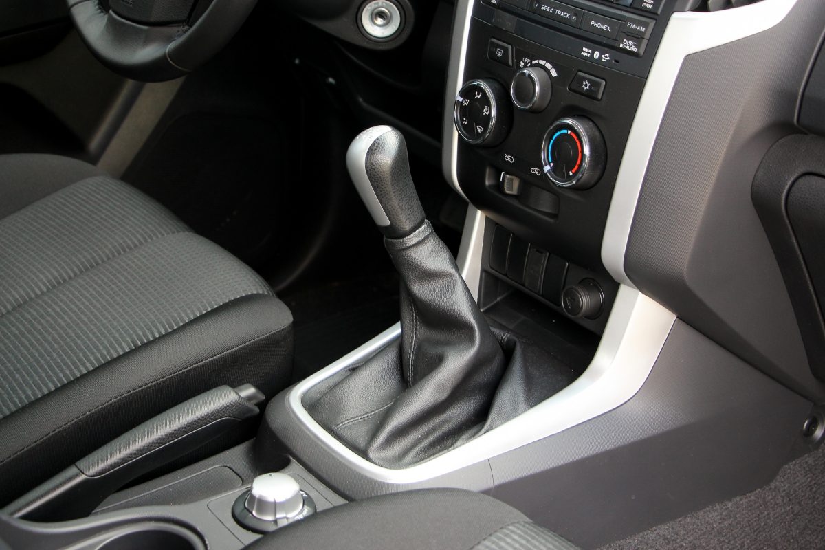 ISUZU