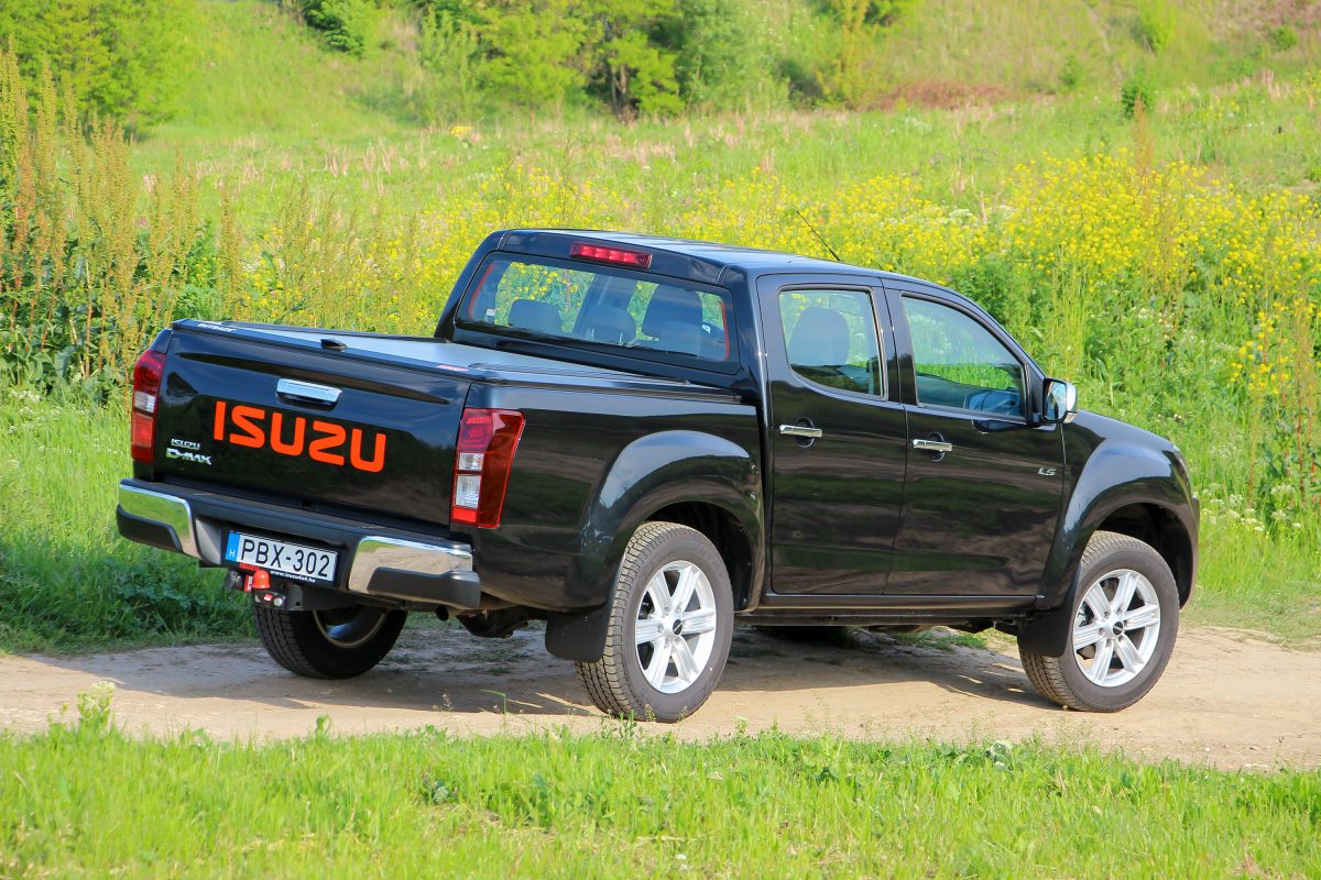 ISUZU