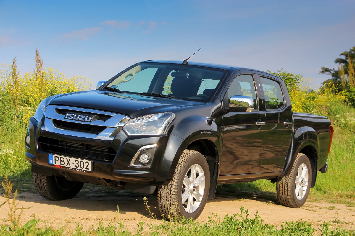 ISUZU
