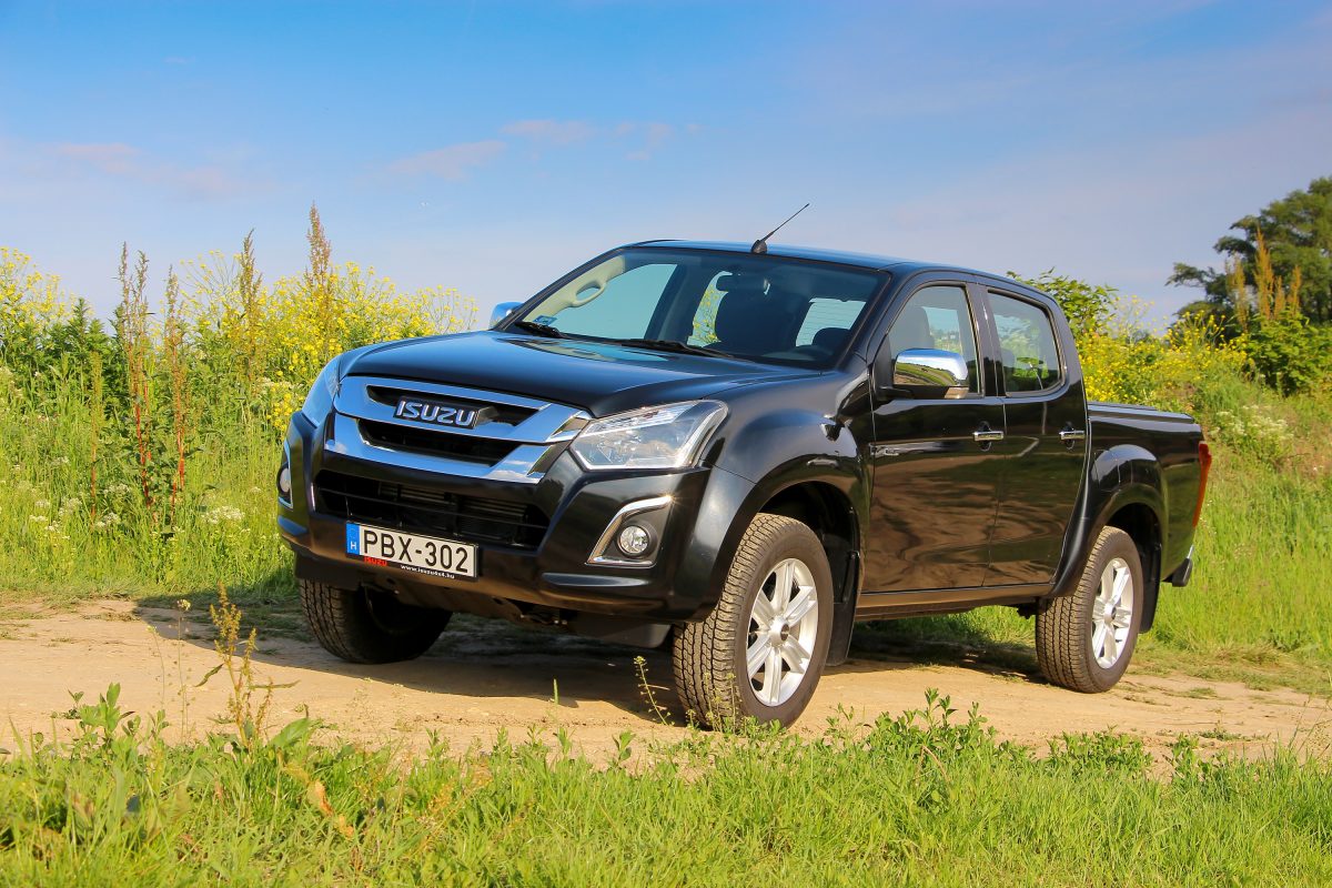 ISUZU