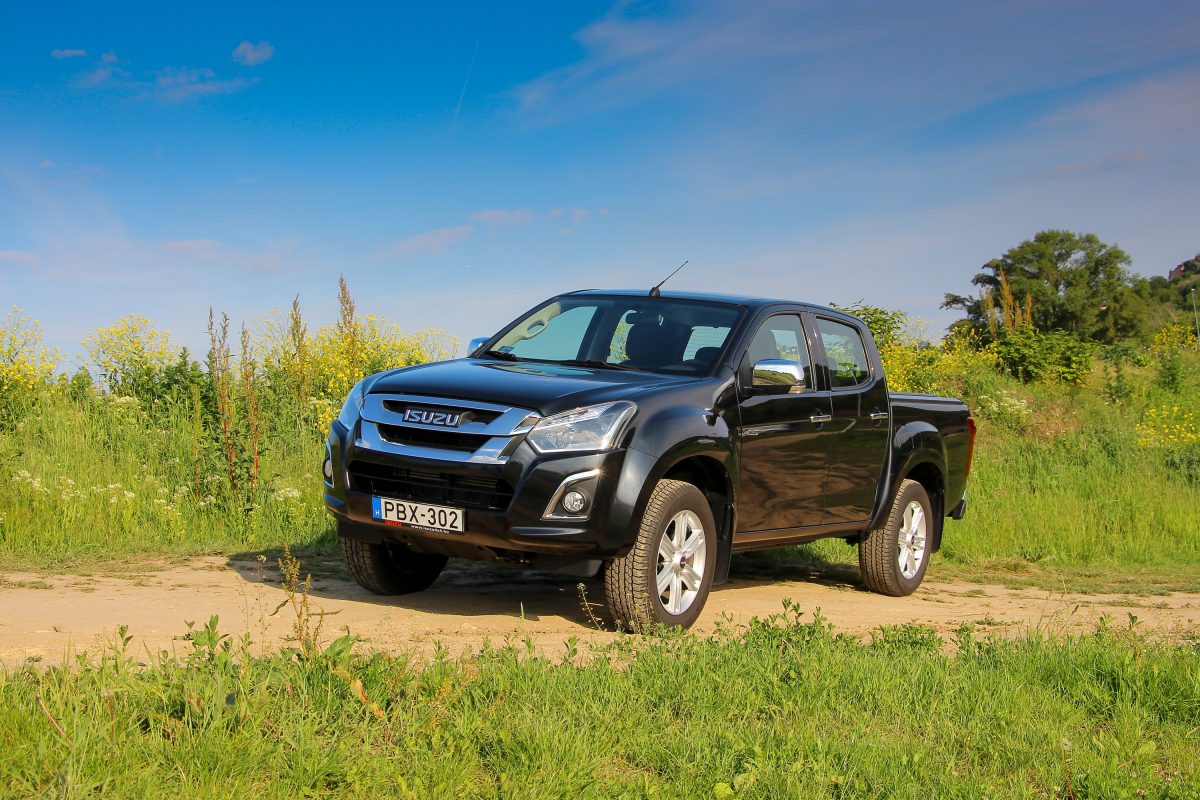 ISUZU