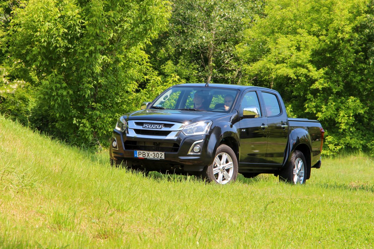 ISUZU