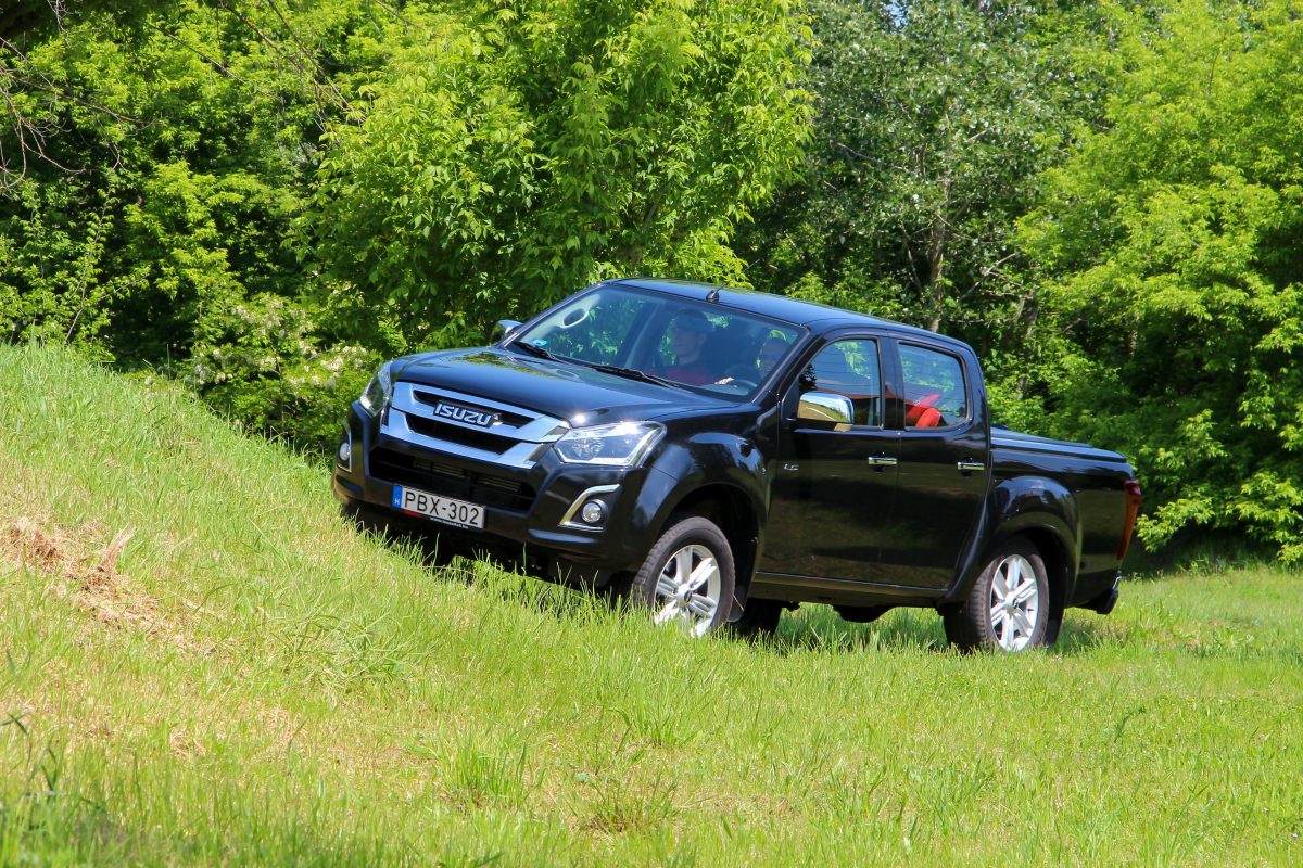 ISUZU