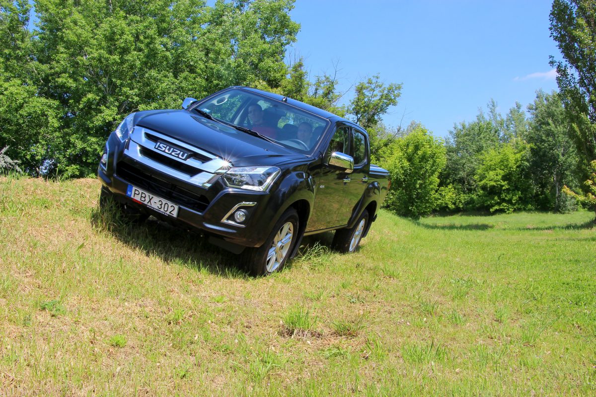 ISUZU