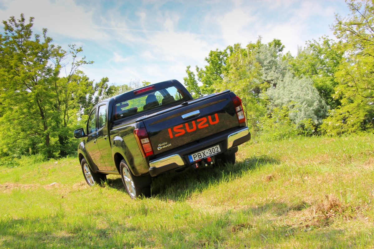 ISUZU