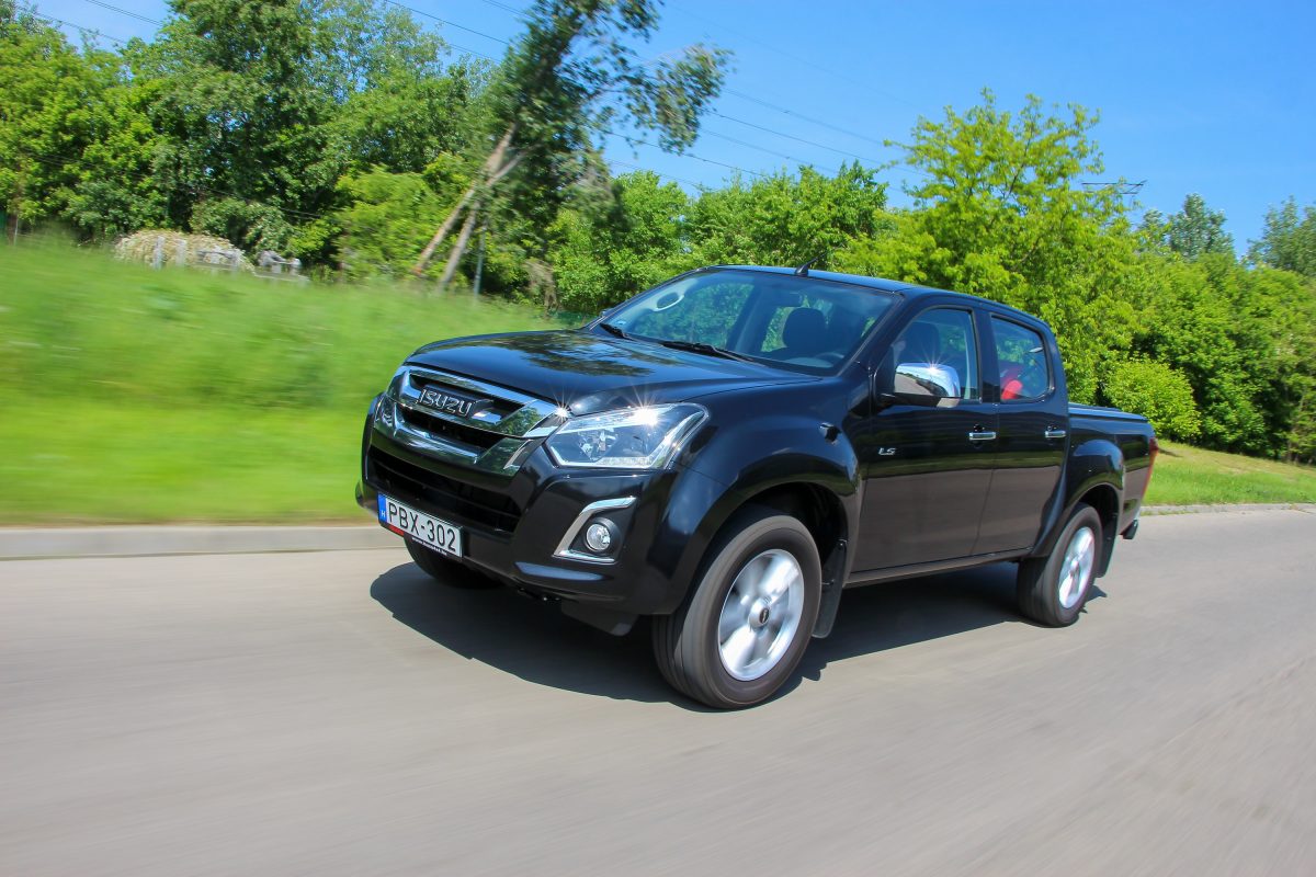 ISUZU