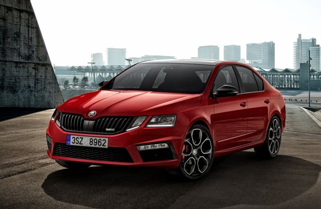 Tényleg jött 245 lóerős Octavia RS