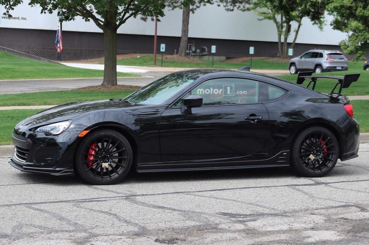 SUBARU BRZ