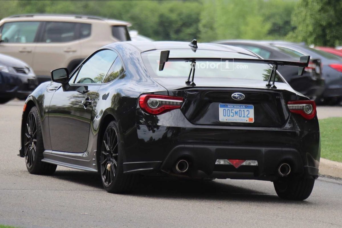 SUBARU BRZ