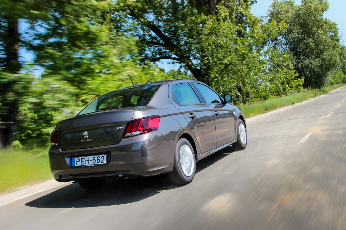 PEUGEOT 301