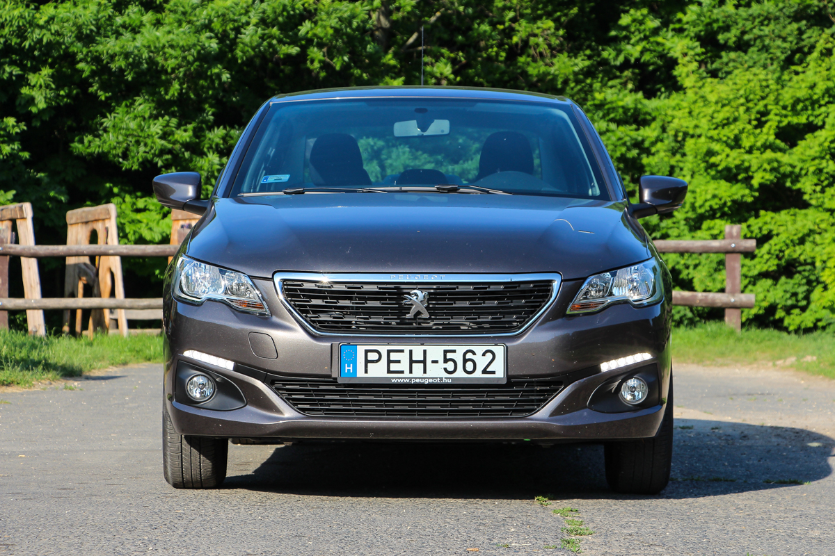 PEUGEOT 301