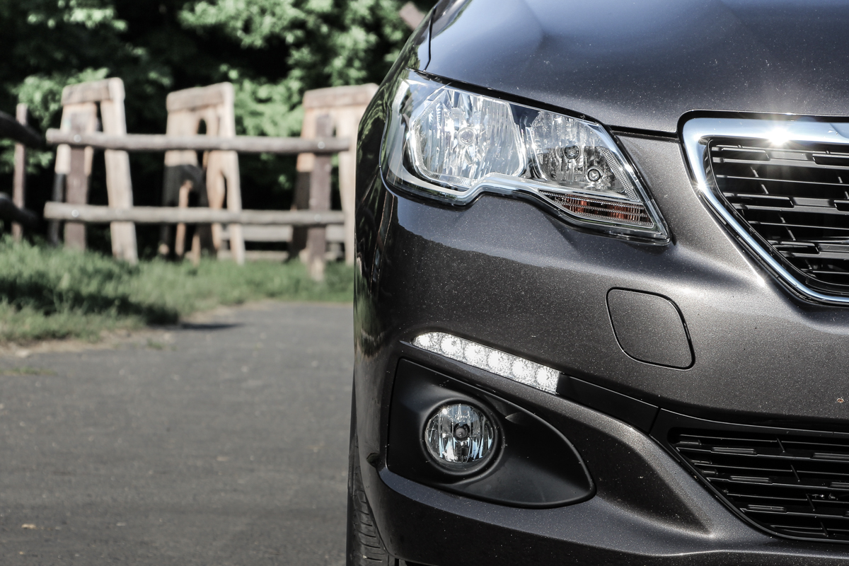 PEUGEOT 301