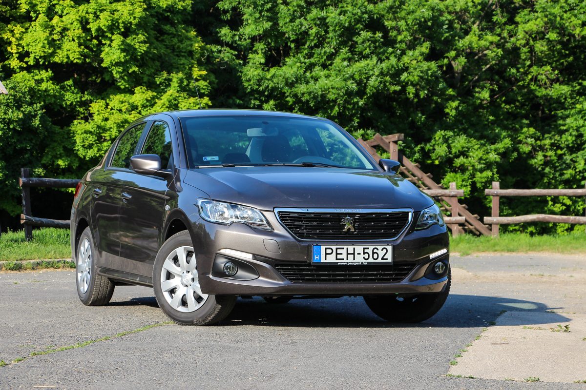 PEUGEOT 301