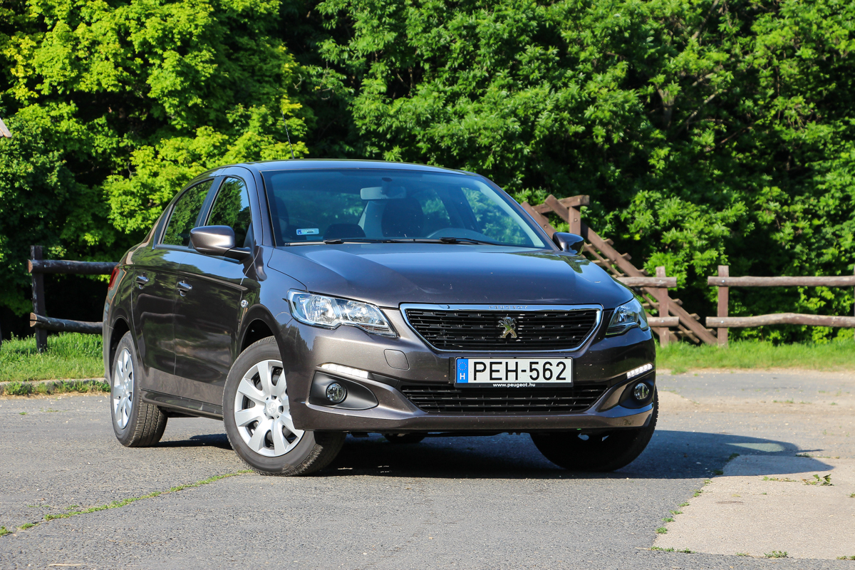 PEUGEOT 301