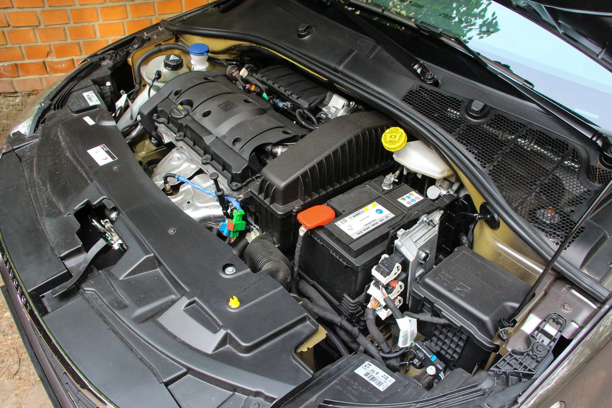PEUGEOT 301