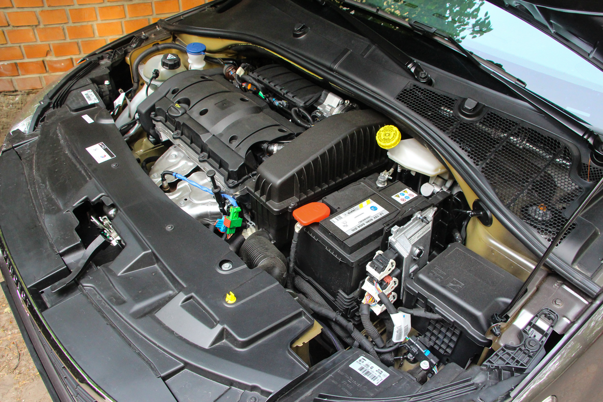 PEUGEOT 301
