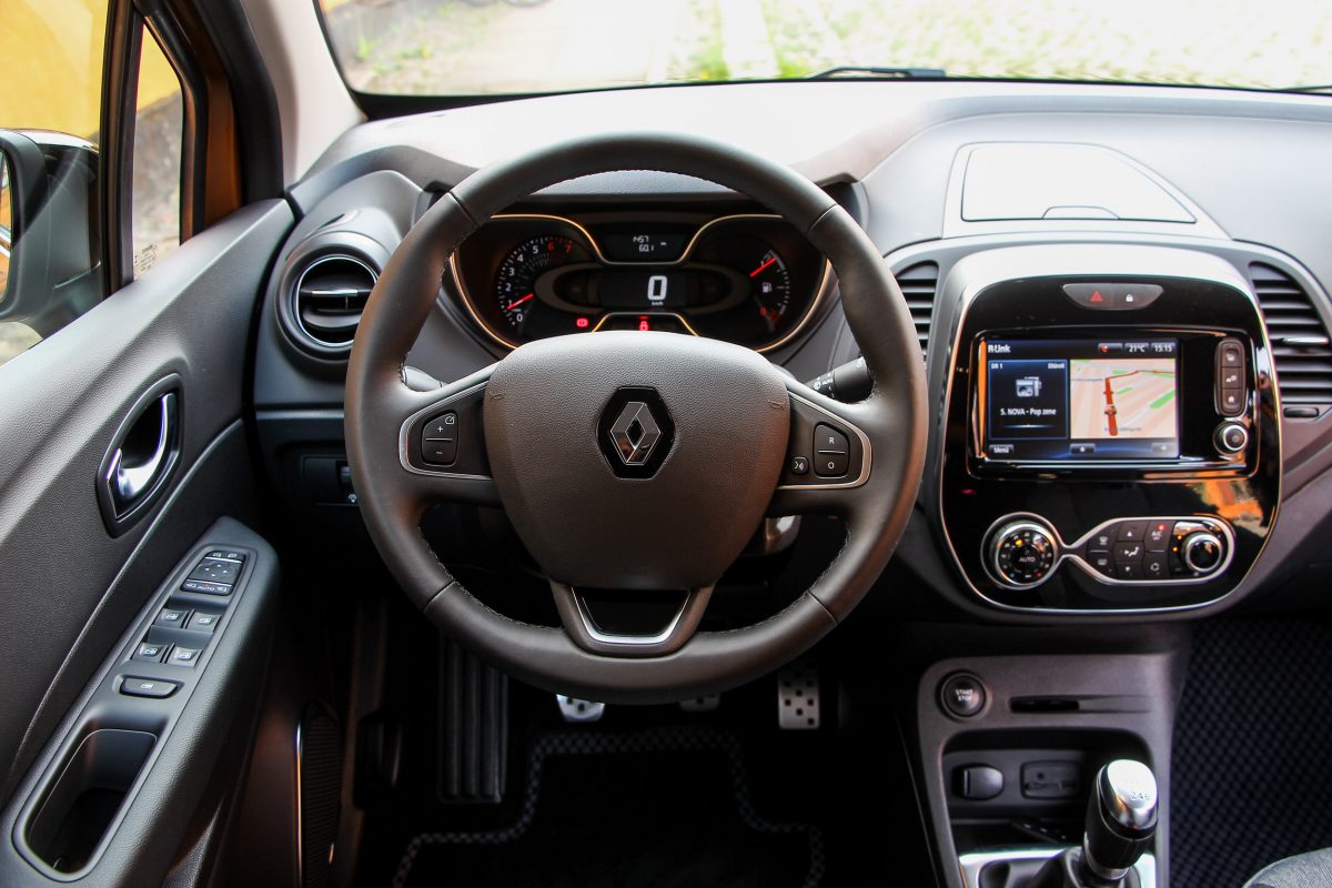 RENAULT CAPTUR