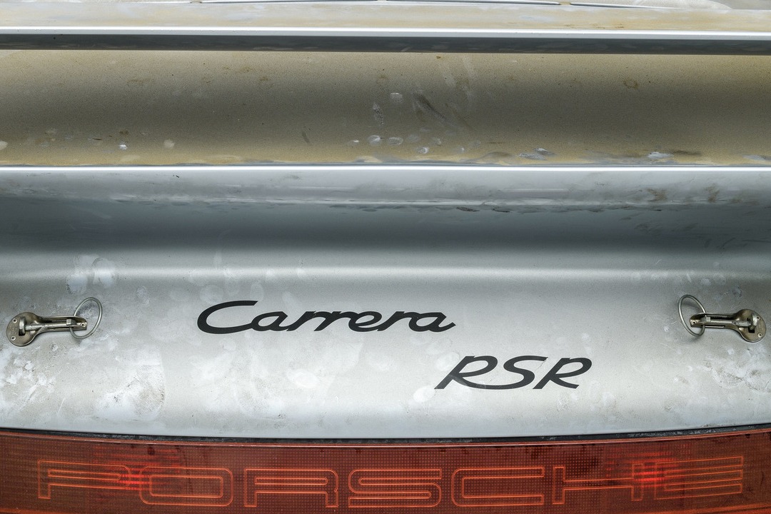 PORSCHE 911