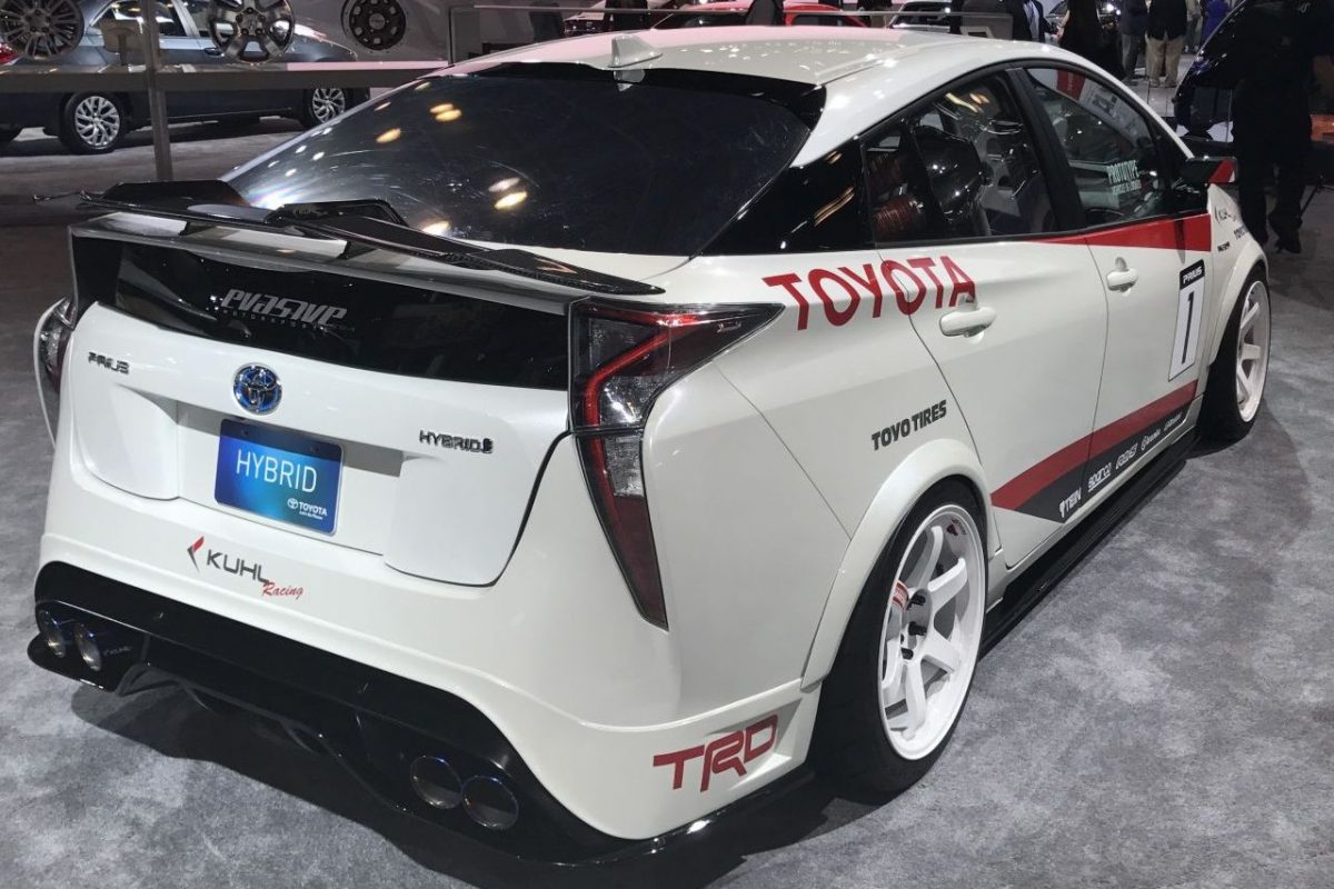 TOYOTA PRIUS