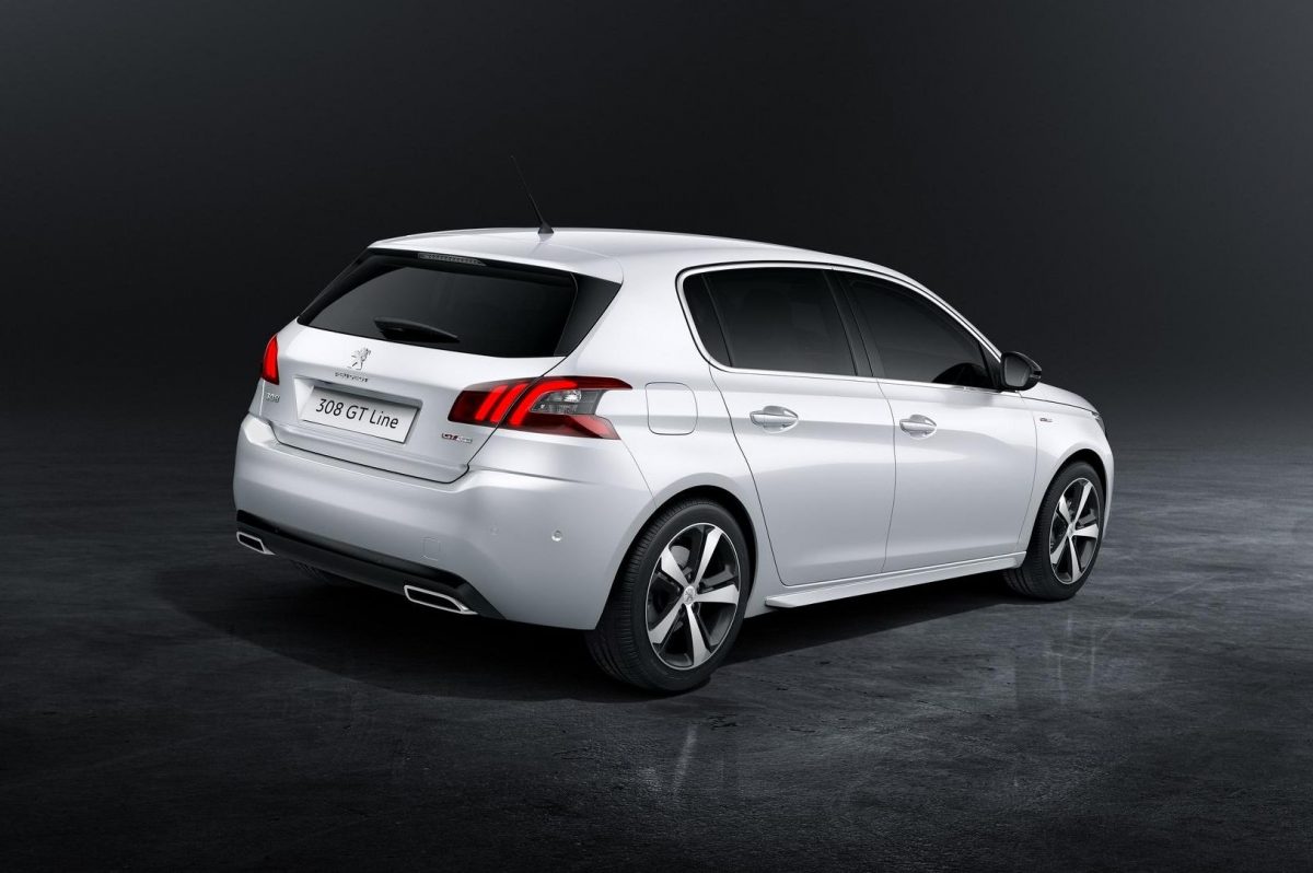 PEUGEOT 308