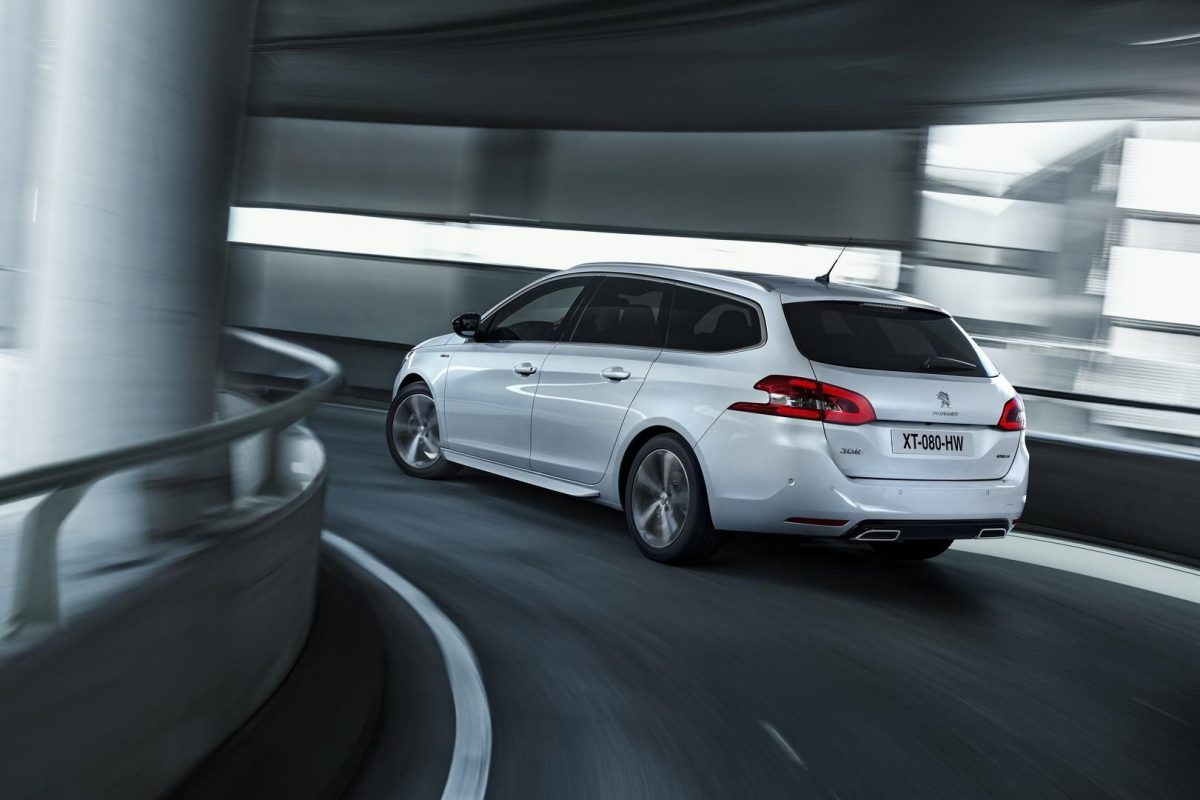 PEUGEOT 308
