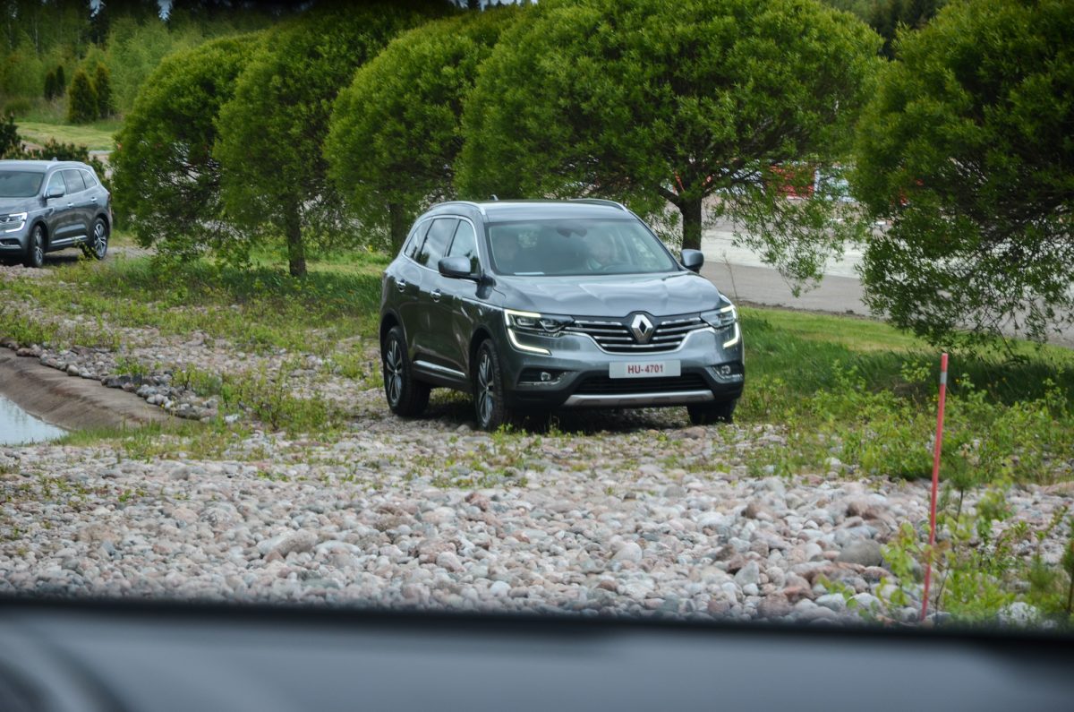 RENAULT KOLEOS
