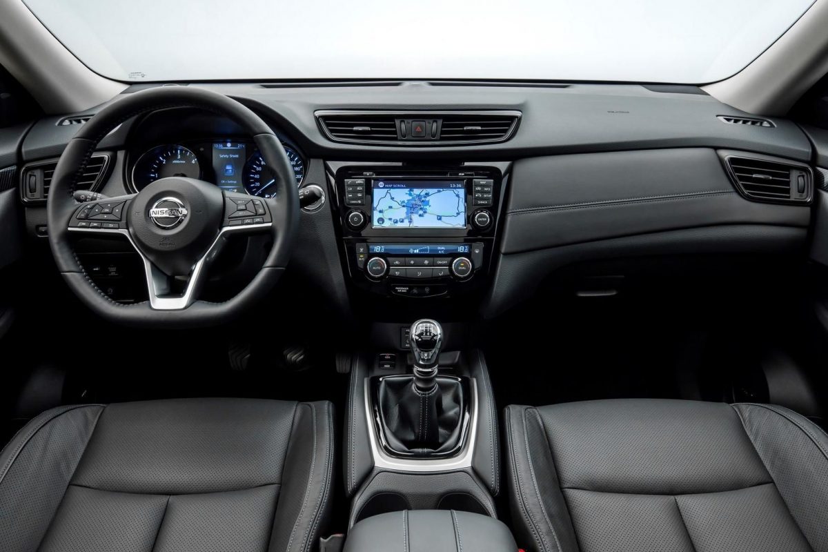 NISSAN X-TRAIL