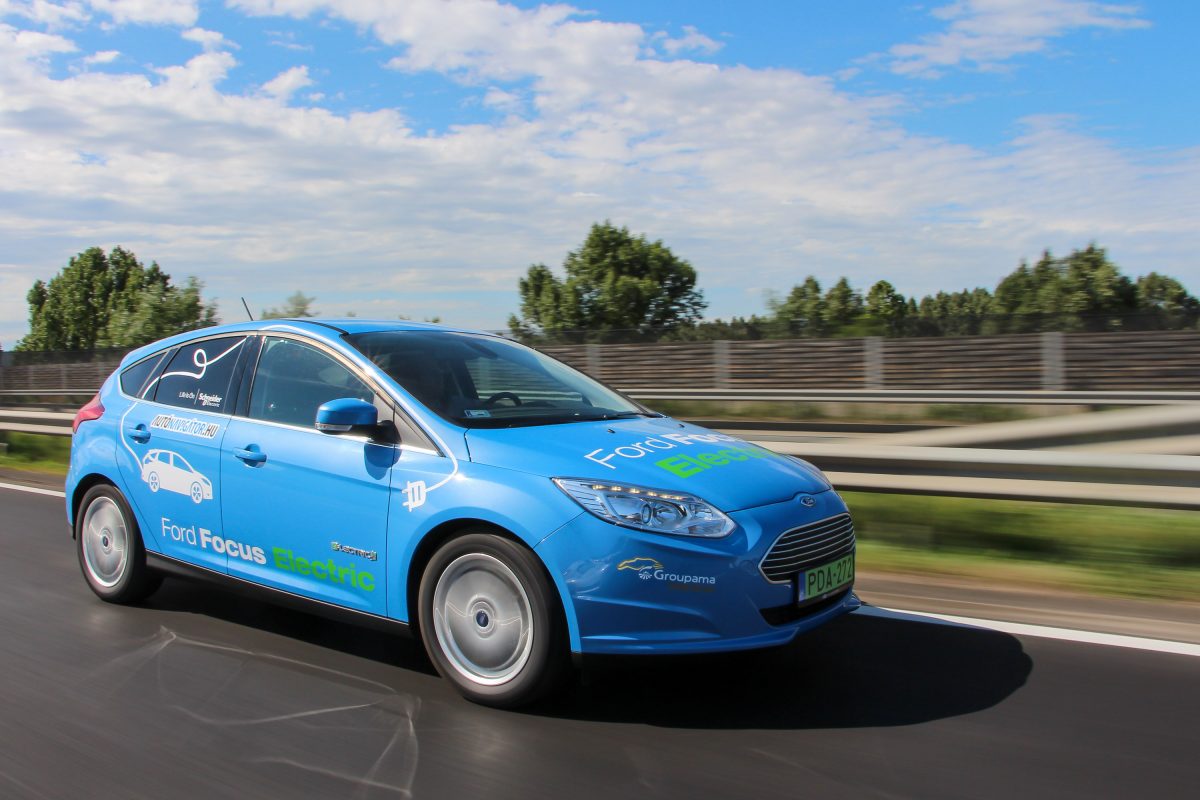 FORD FOCUS