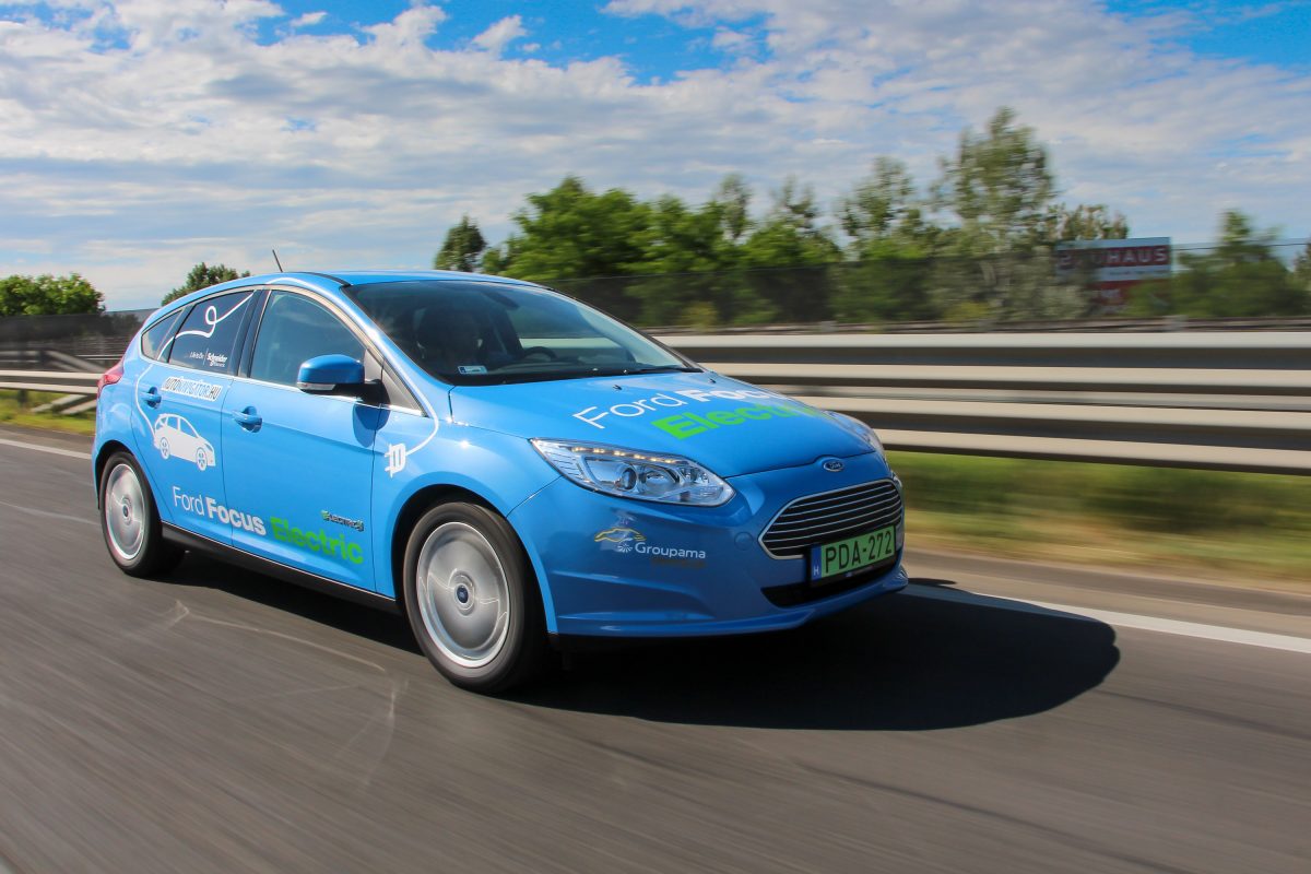 FORD FOCUS
