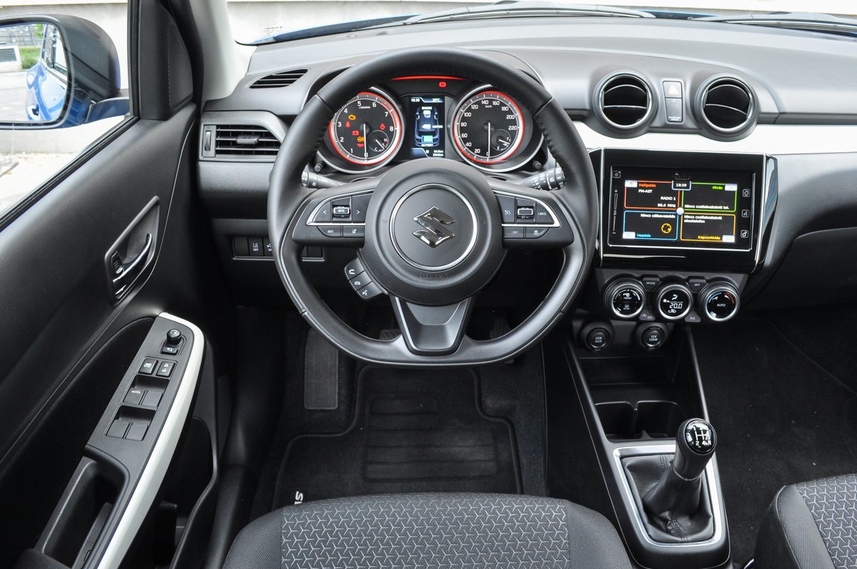 SUZUKI SWIFT