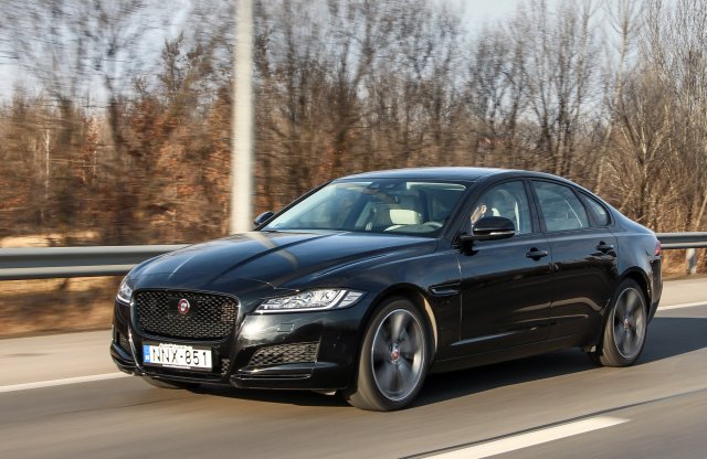 Kimért agresszió - Jaguar XF teszt