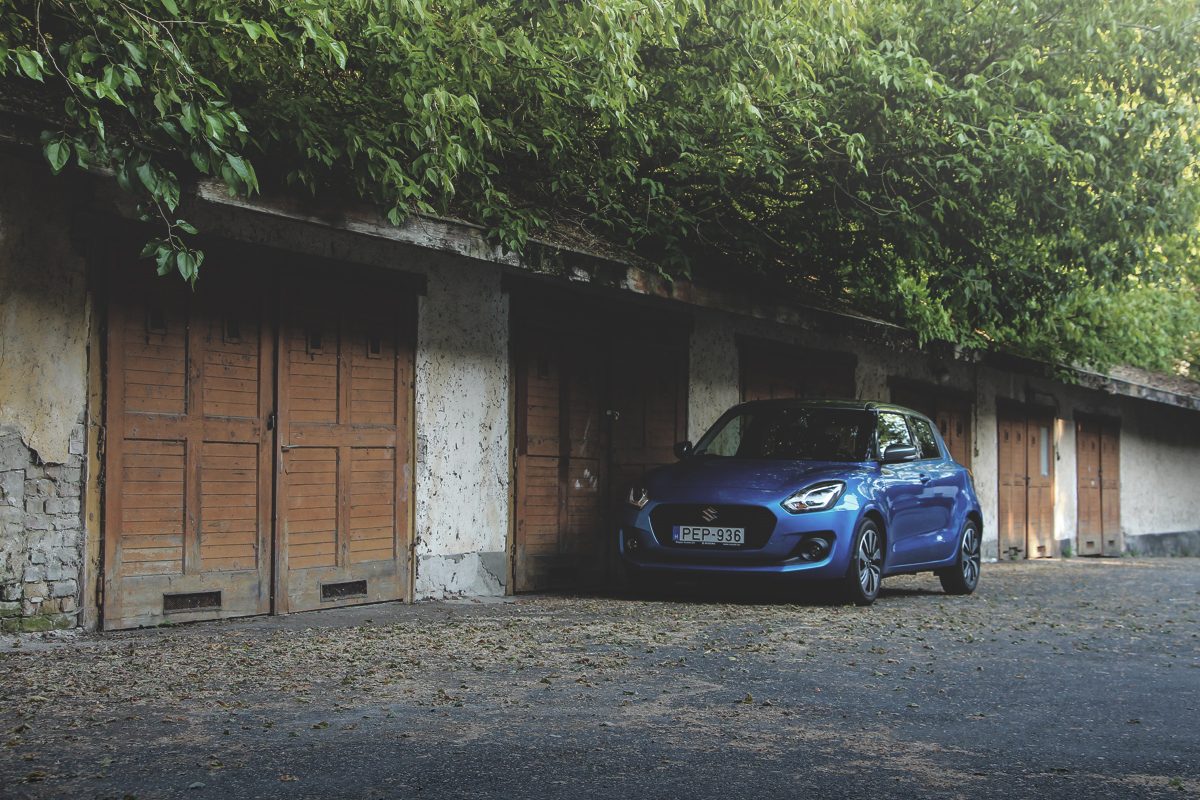 SUZUKI SWIFT