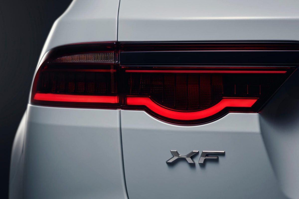 JAGUAR XF