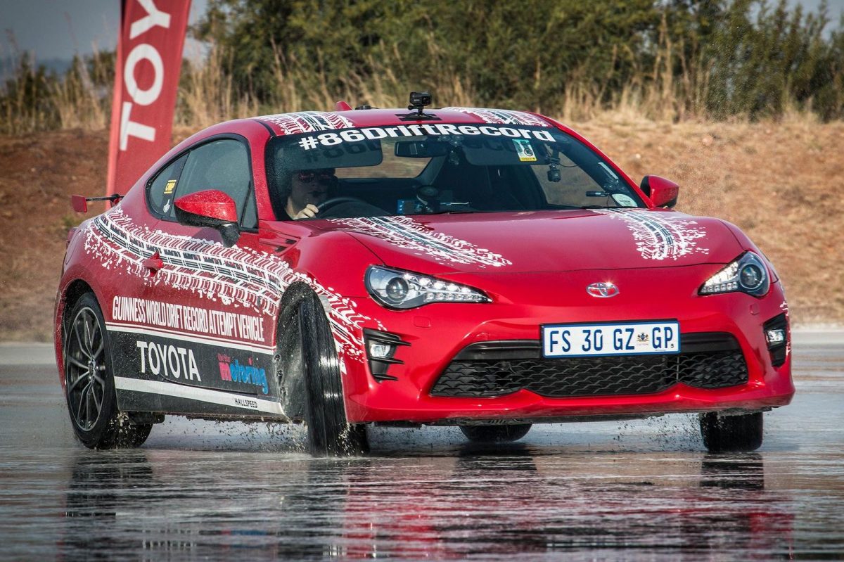 TOYOTA GT86