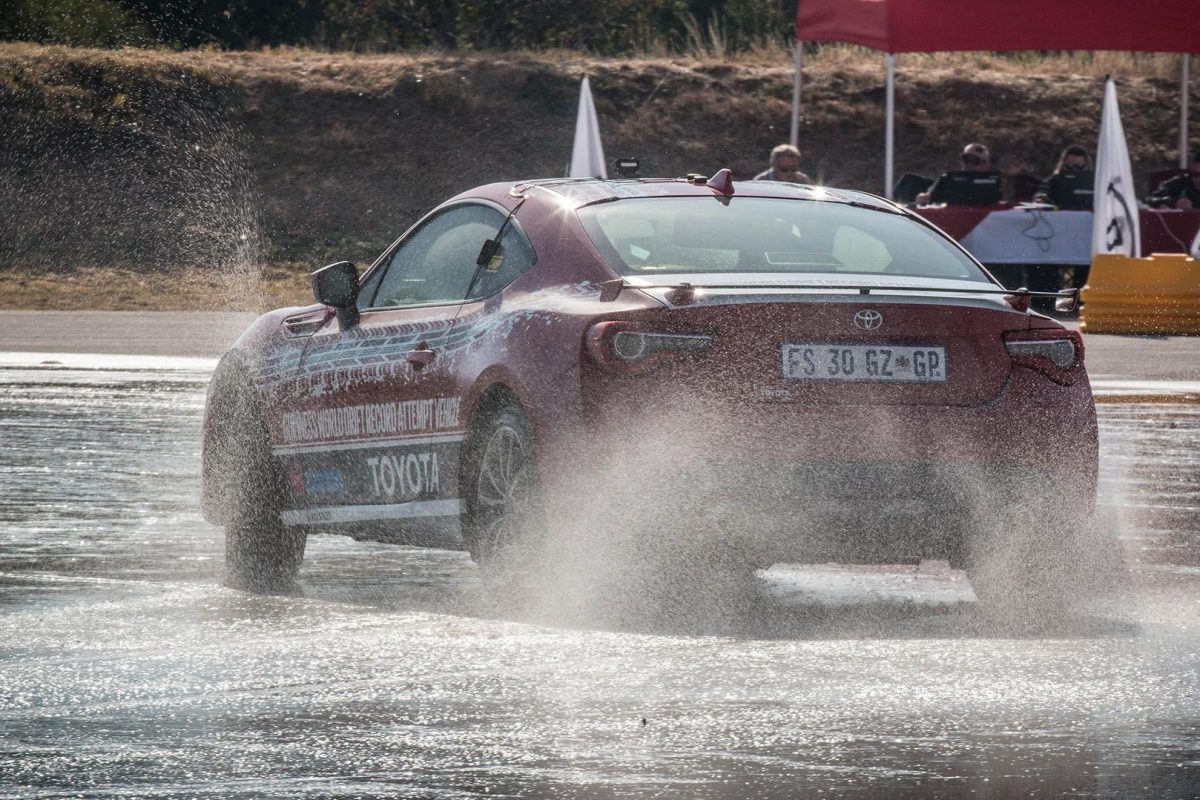 TOYOTA GT86