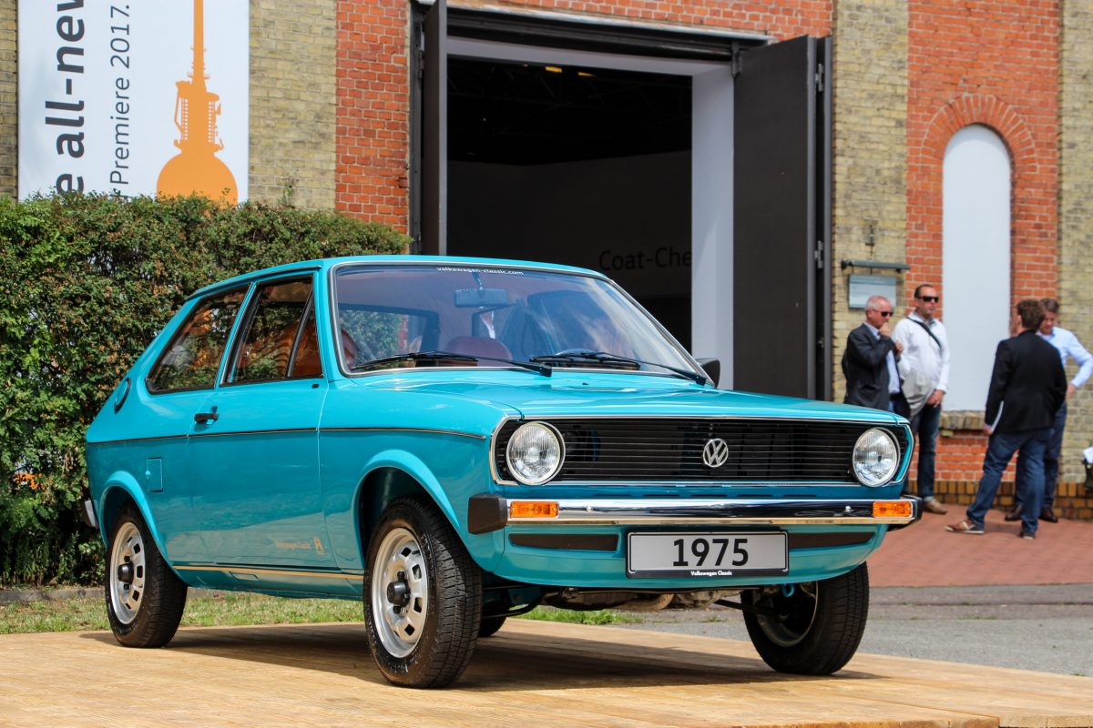VOLKSWAGEN POLO