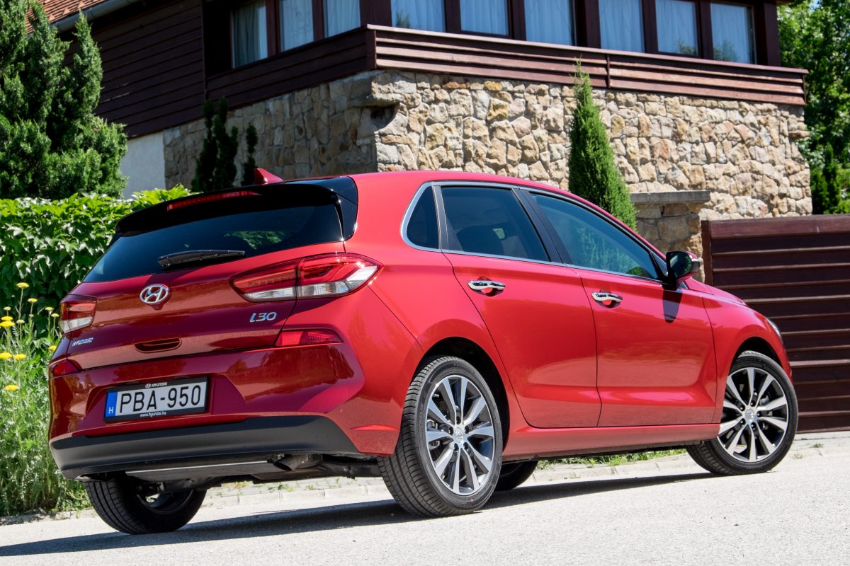 HYUNDAI I30
