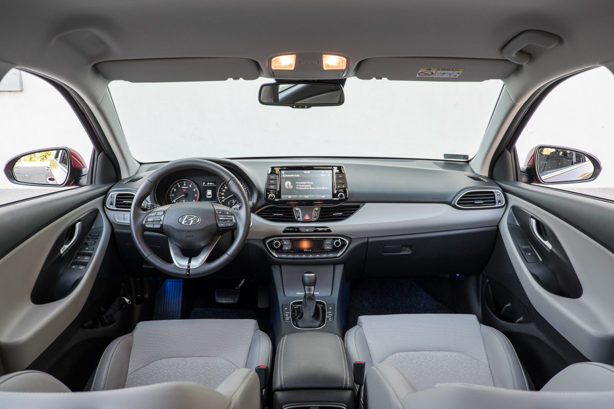 HYUNDAI I30