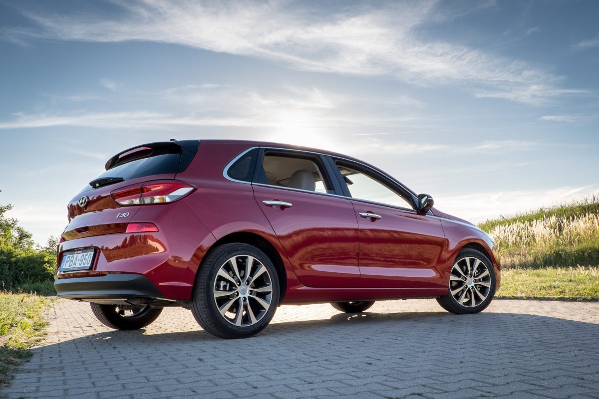 HYUNDAI I30