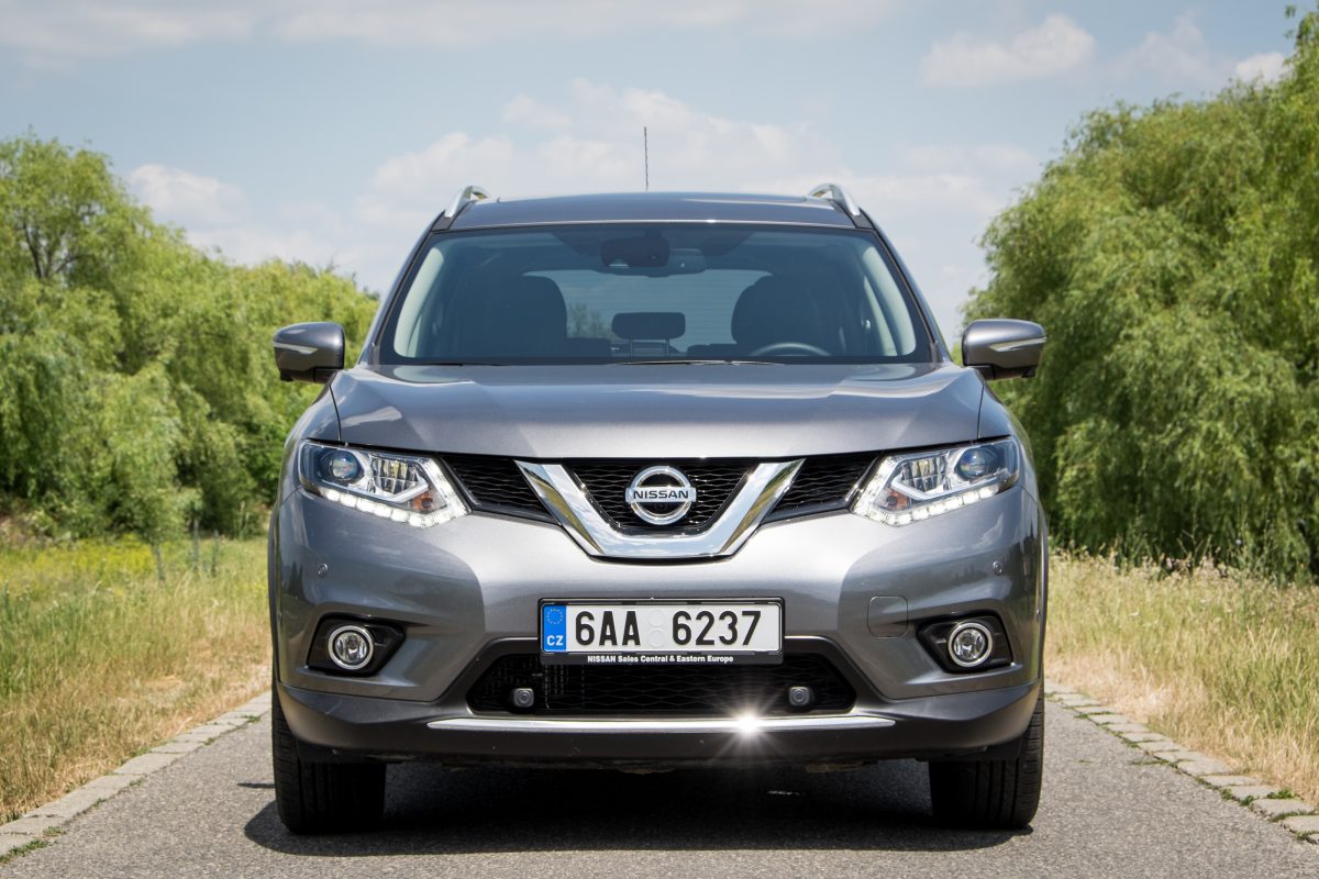 NISSAN X-TRAIL