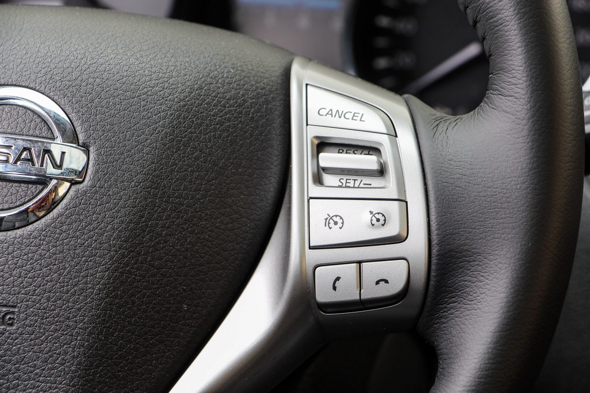 NISSAN X-TRAIL