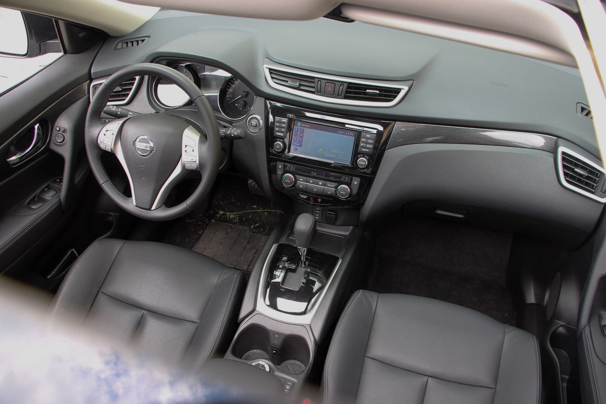 NISSAN X-TRAIL