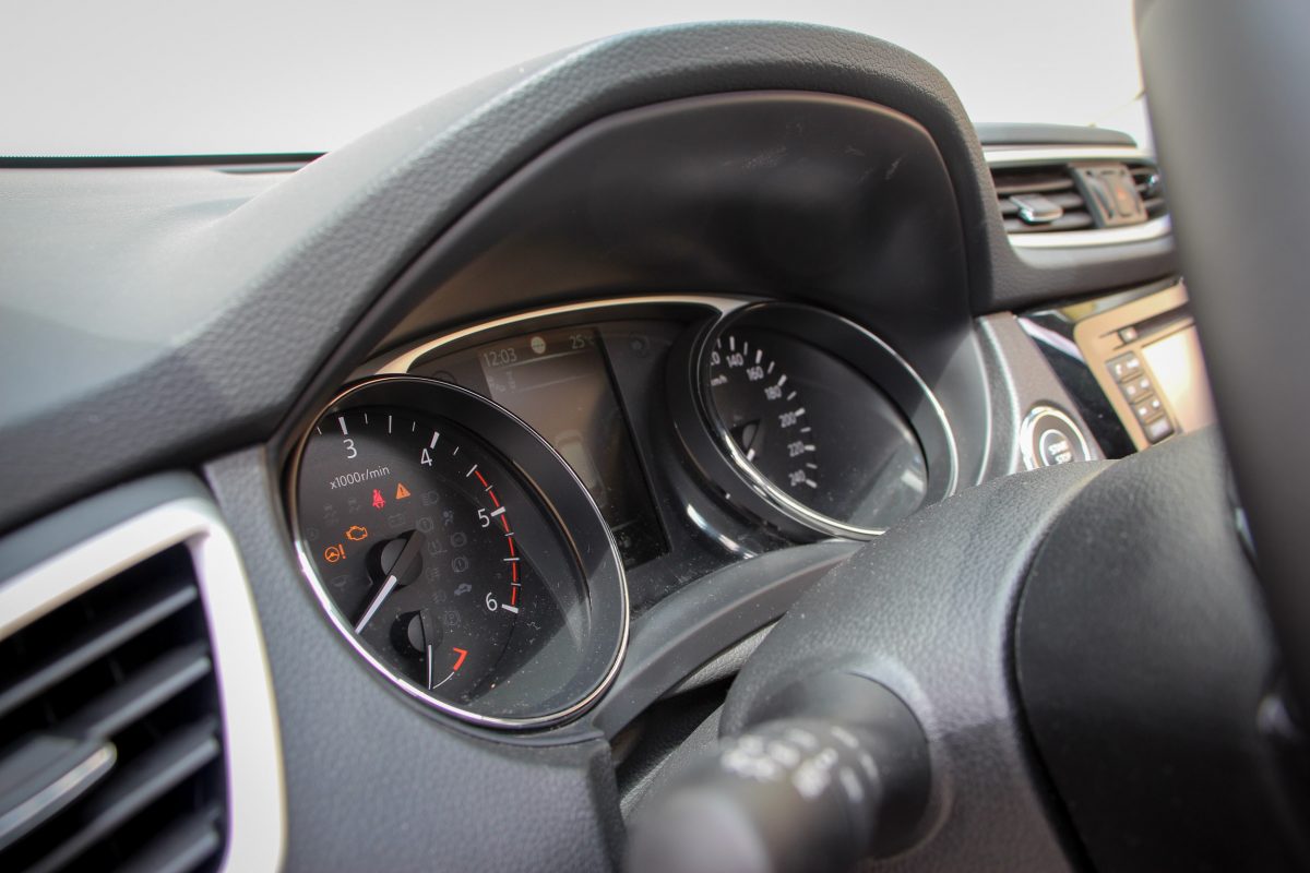 NISSAN X-TRAIL