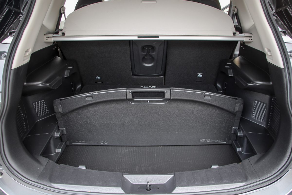 NISSAN X-TRAIL