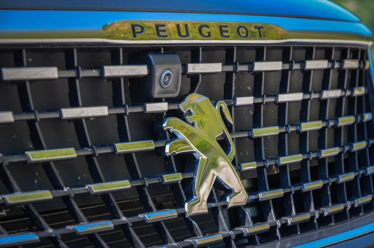 PEUGEOT 5008