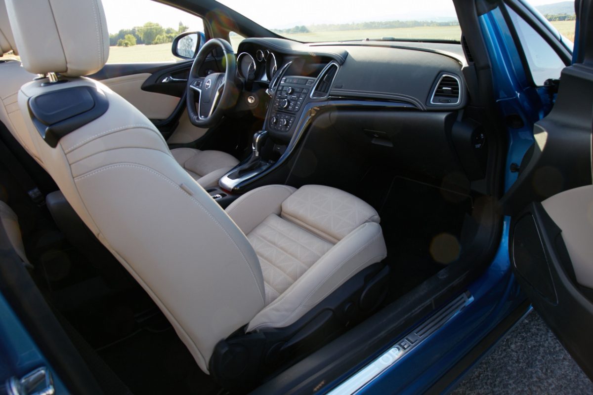 OPEL CASCADA