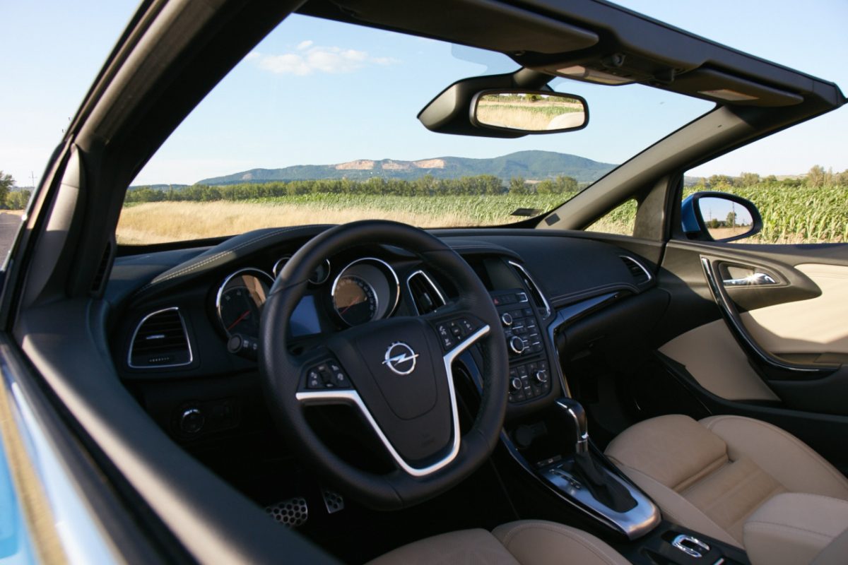 OPEL CASCADA