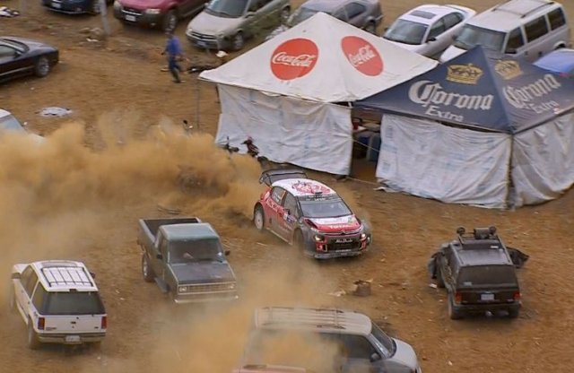 WRC sztori: Meeke a nézők között autózva is nyert