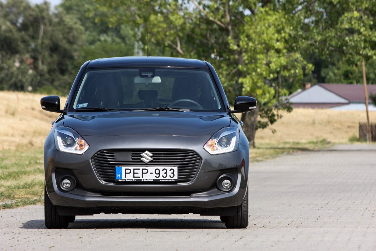 SUZUKI SWIFT